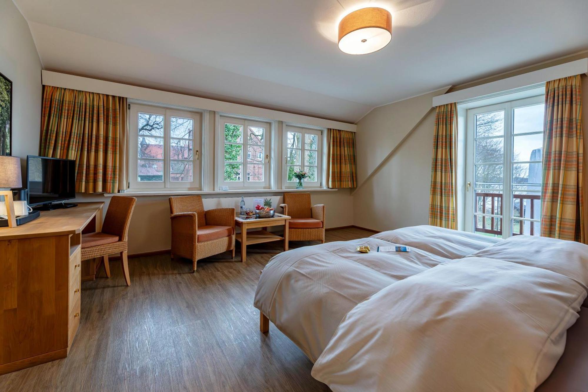 Seehotel Zarrentin Zarrentin am Schaalsee Εξωτερικό φωτογραφία